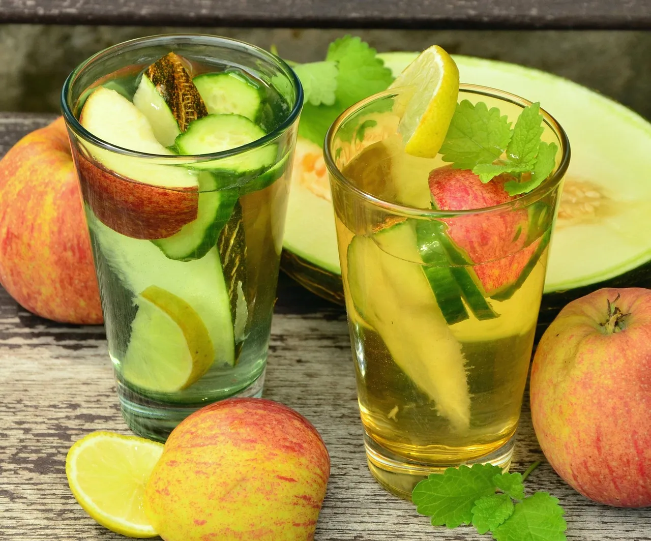 summer detox drinks